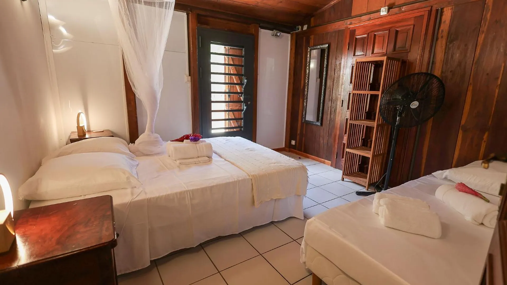 Villa Cafeiere, Bouillante, Vue Sur Mer, Proche Plage, Location Prestige Caraibes Guadeloupe