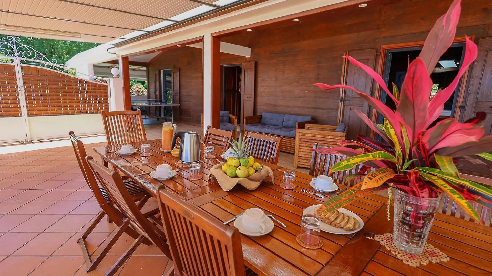 Villa Cafeiere, Bouillante, Vue Sur Mer, Proche Plage, Location Prestige Caraibes